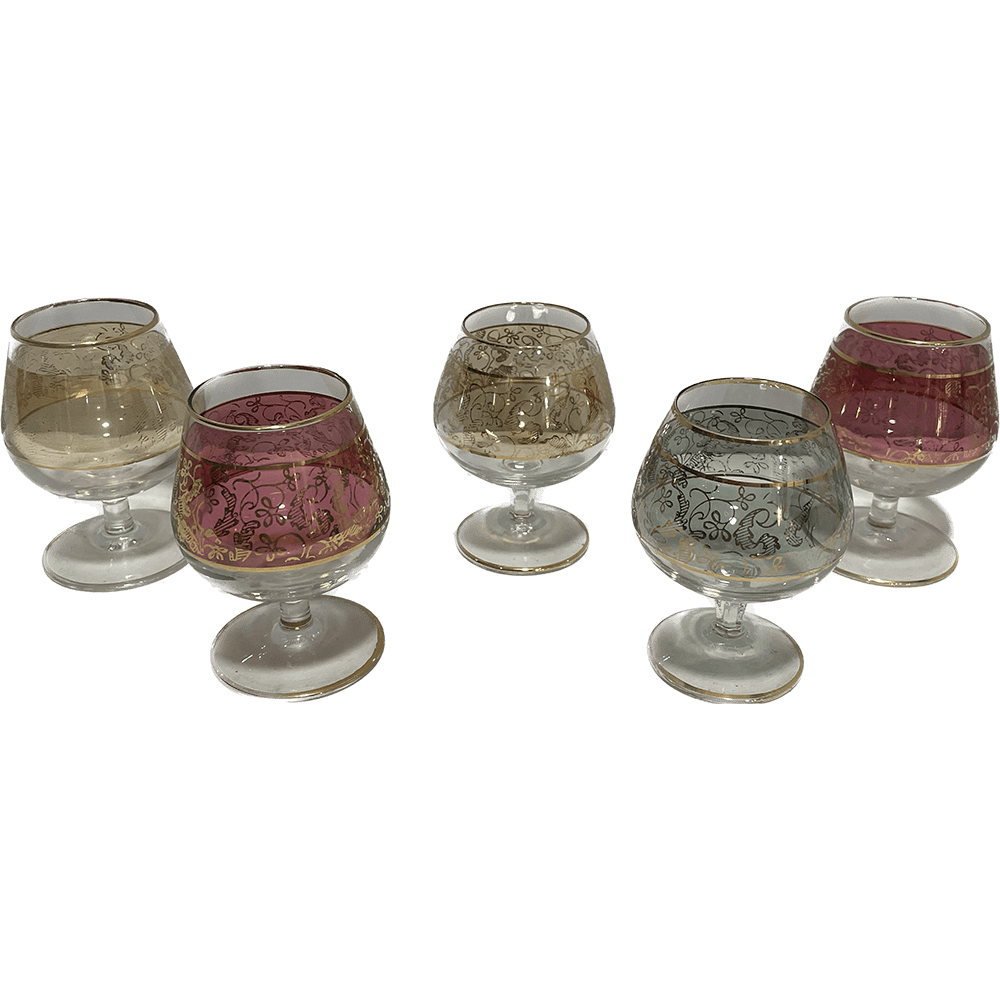 Vasos de cristal de colores